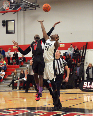 St Lawrence vs Algonquin 01393 copy.jpg