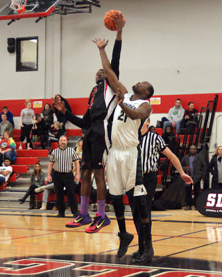 St Lawrence vs Algonquin 01398 copy.jpg