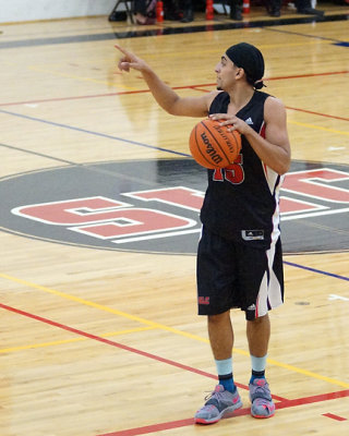 St Lawrence vs Algonquin 06704 copy.jpg