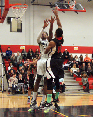 St Lawrence vs Algonquin 01539 copy.jpg