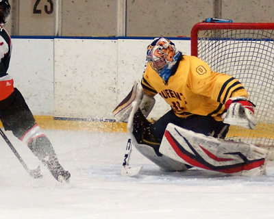 Queen's vs UQTR 03166 copy.jpg