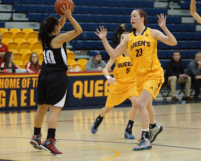 Queen's vs Carleton 04551 copy.jpg