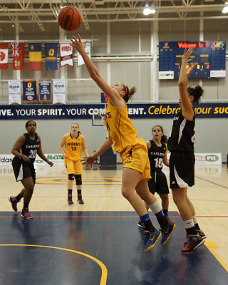 Queen's vs Carleton 04624 copy.jpg