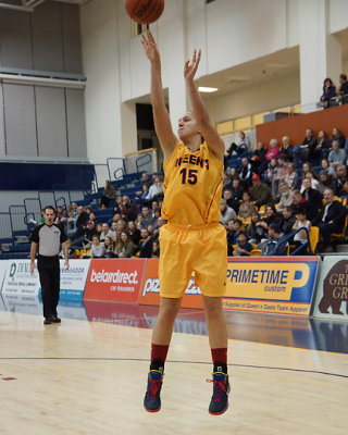 Queen's vs Carleton 04665 copy.jpg