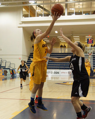 Queen's vs Carleton 04741 copy.jpg
