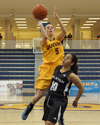 Queen's vs Carleton 04796 copy.jpg