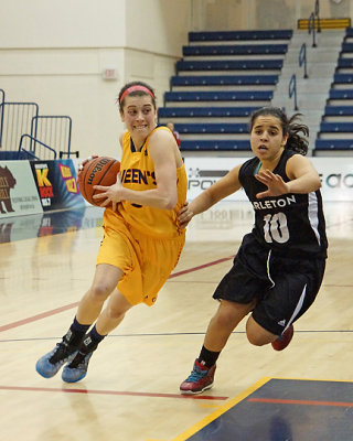 Queen's vs Carleton 04806 copy.jpg