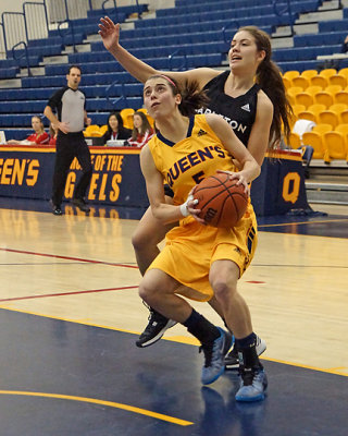 Queen's vs Carleton 04823 copy.jpg