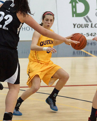 Queen's vs Carleton 05006 copy.jpg
