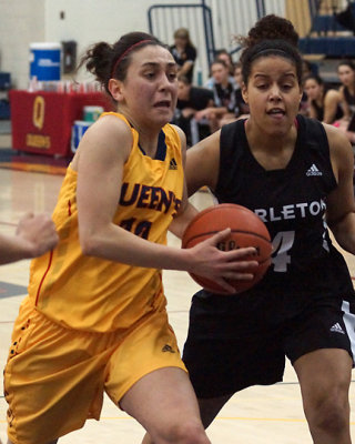 Queen's vs Carleton 05058 copy.jpg