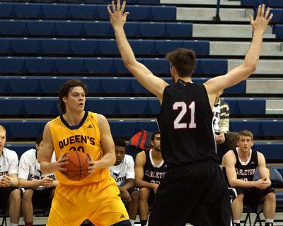 Queen's vs Carleton 05249 copy.jpg