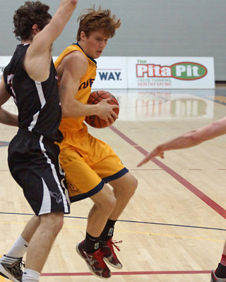 Queen's vs Carleton 05369 copy.jpg