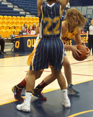 Queen's vs Laurentian 08711 copy.jpg