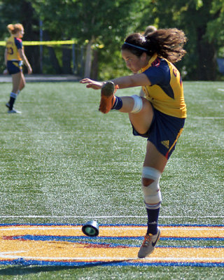 Queen's vs Western 01154 copy.jpg