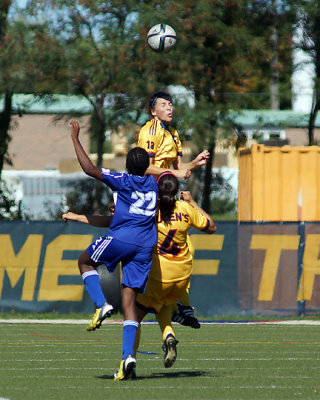 Queen's vs UOIT 03791 copy.jpg