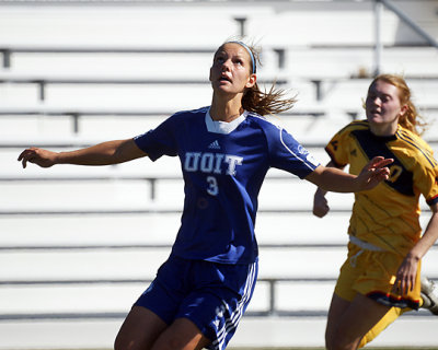 Queen's vs UOIT 08989 copy.jpg