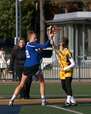 Queen's vs UOIT 05328 copy.jpg