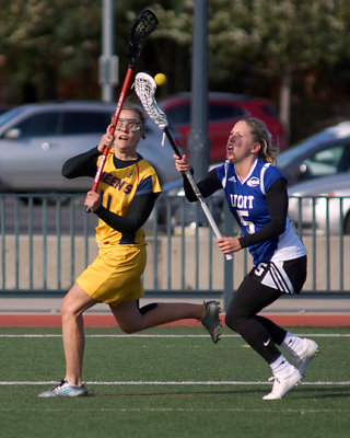 Queen's vs UOIT 05377 copy.jpg