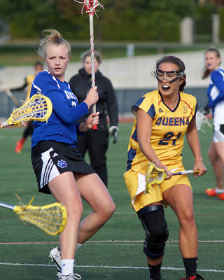 Queen's vs UOIT 05444 copy.jpg