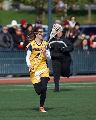 Queen's vs UOIT 05458 copy.jpg