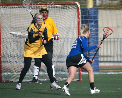 Queen's vs UOIT 09055 copy.jpg