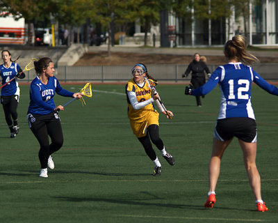 Queen's vs UOIT 05510 copy.jpg
