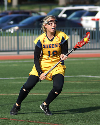 Queen's vs UOIT 05538 copy.jpg