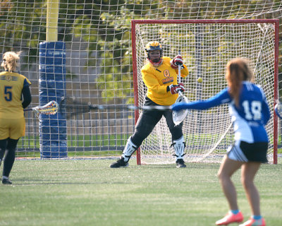 Queen's vs UOIT 09083 copy.jpg