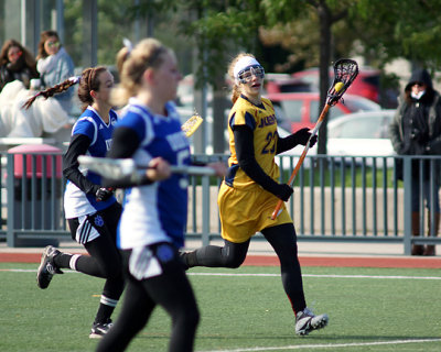 Queen's vs UOIT 05700 copy.jpg