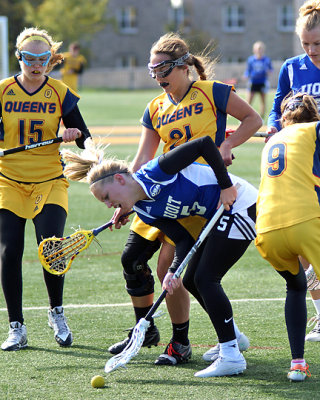 Queen's vs UOIT 05723 copy.jpg