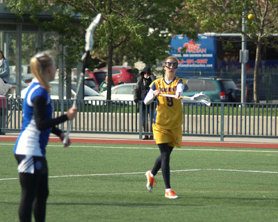 Queen's vs UOIT 05788 copy.jpg
