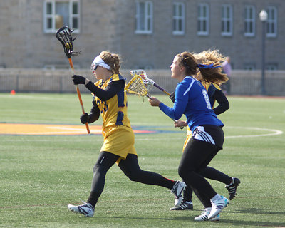 Queen's vs UOIT 05798 copy.jpg
