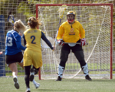 Queen's vs UOIT 09091 copy.jpg