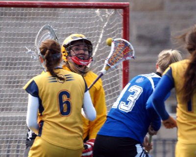 Queen's vs UOIT 09132 copy.jpg