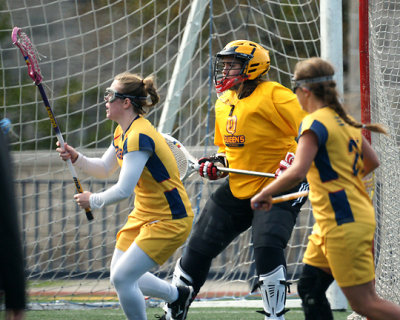 Queen's vs UOIT 09155 copy.jpg
