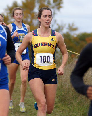 Queen's WCross Country 08958 copy.jpg