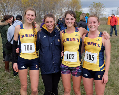 Queen's WCross Country 6282 copy.jpg