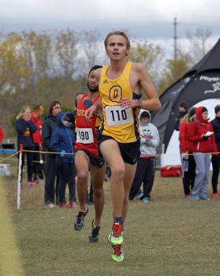 Queen's Men's Cross Country 09433 copy.jpg