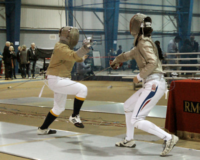 Queen's Fencing 09114 copy.jpg