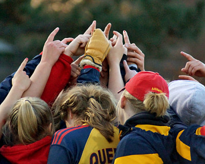 Queen's vs McMaster 06933 copy.jpg