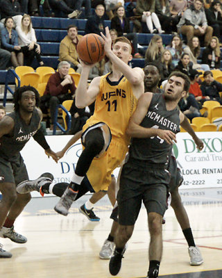 Queen's vs McMaster M-Basketball 11-20-15