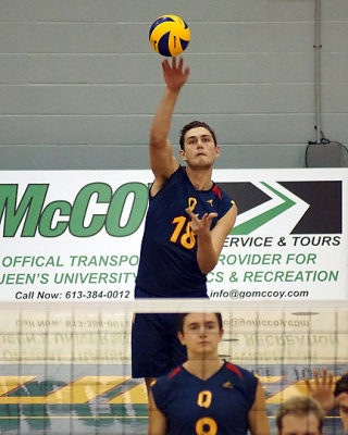Queen's vs Waterloo 09440 copy.jpg