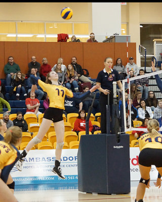 Queen's vs Nipissing 00918 copy.jpg