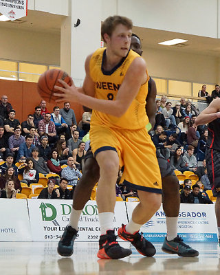 Queen's vs Guelph 01880 copy.jpg