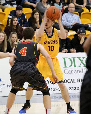 Queen's vs Guelph 9969 copy.jpg