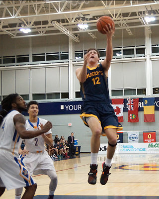 Queen's vs Lakehead 02550 copy.jpg