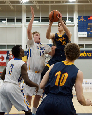 Queen's vs Lakehead 02530 copy.jpg