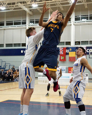Queen's vs Lakehead 02560 copy.jpg