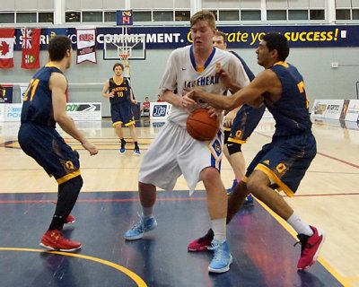 Queen's vs Lakehead 02622 copy.jpg