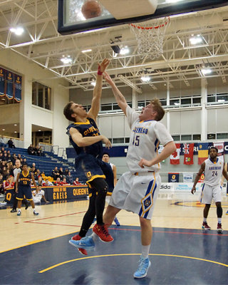 Queen's vs Lakehead 02636 copy.jpg